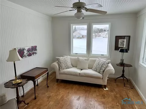 1402 Fieldstone Dr, Bryan, OH 43506 photo 6