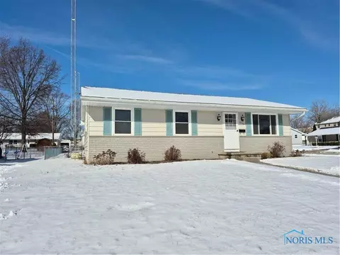 1920 Glenwood St, Findlay, OH 45840