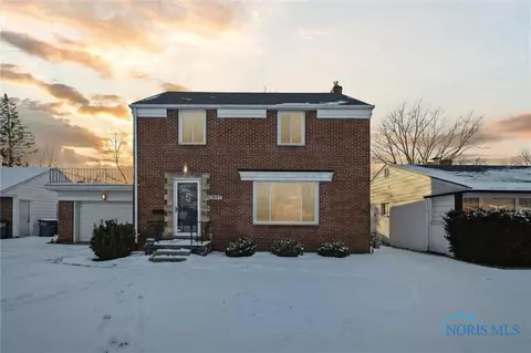 3157 Aldringham Rd, Toledo, OH 43606