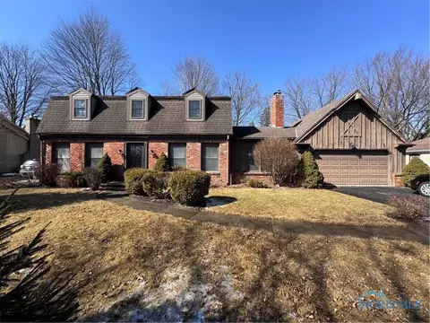 2904 Byrnwyck, Maumee, OH 43537