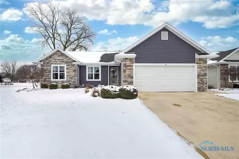 1124 Hummingbird Way, Findlay, OH 45840