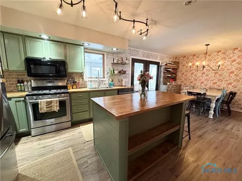 20933 W Johnson St, Williston, OH 43468 photo 6