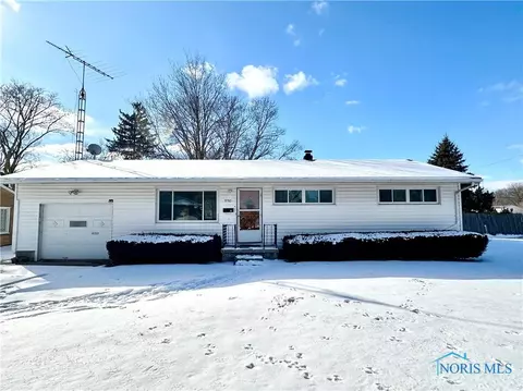 5753 Yermo Dr, Toledo, OH 43613