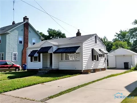837 Woodsdale Ave, Toledo, OH 43609