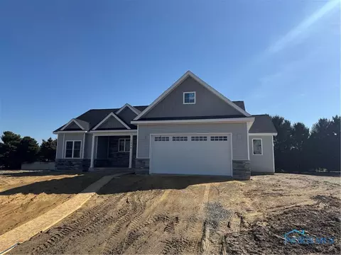 1094 Seneca Dr, Wauseon, OH 43567