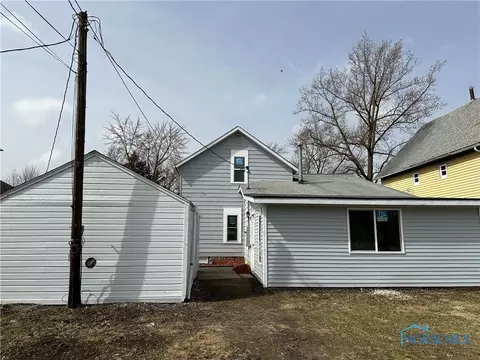 809 S Main St, Bryan, OH 43506 photo 12
