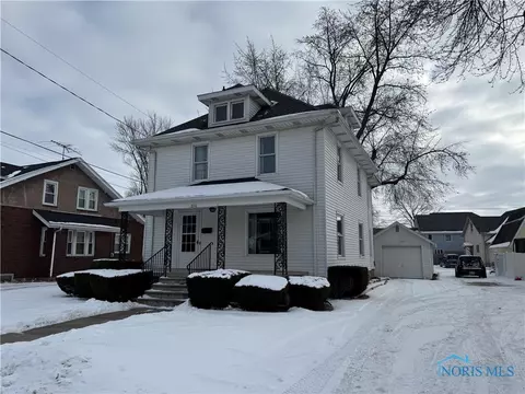 210 N Shoop Ave, Wauseon, OH 43567