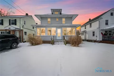 923 Alvison Rd, Toledo, OH 43612