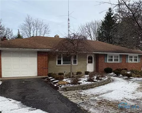 12802 Airport Hwy, Swanton, OH 43558