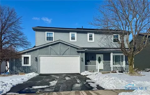 3127 Hazelton Dr, Oregon, OH 43616