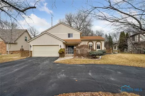 6614 Inglewood Rd, Holland, OH 43528