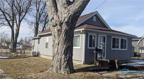 5943 319th St, Toledo, OH 43611