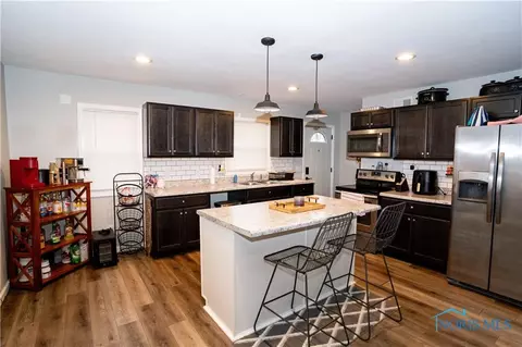 715 N Walnut St, Paulding, OH 45879 photo 12