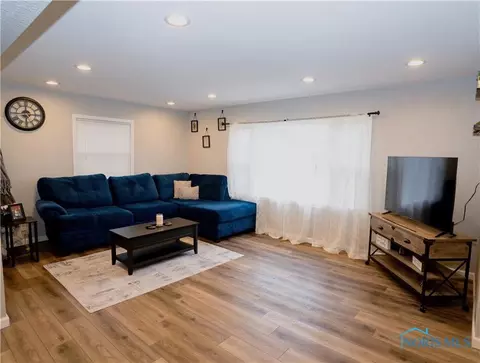 715 N Walnut St, Paulding, OH 45879 photo 16