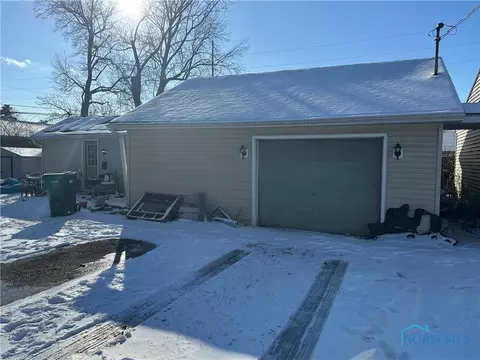 613 2nd St, Findlay, OH 45840 photo 4