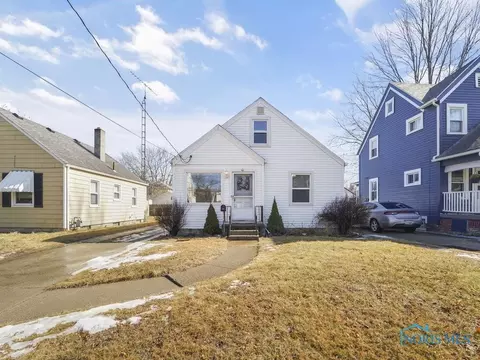 3654 Burton Ave, Toledo, OH 43612