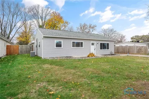 5903 Buchanan Dr, Toledo, OH 43623