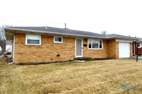 1121 Rosedale St, Maumee, OH 43537