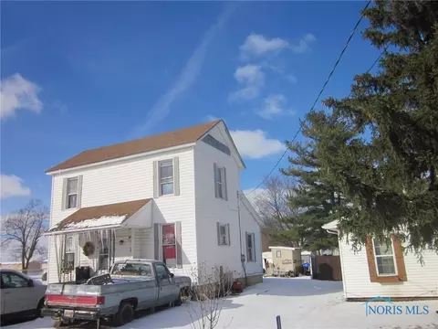 152 8th Ave, Tiffin, OH 44883 photo 1
