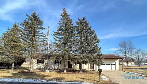 661 Wood Dr, Montpelier, OH 43543
