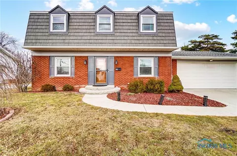113 Guy St, Walbridge, OH 43465 photo 2