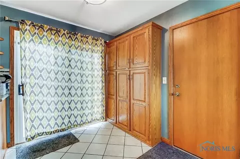 113 Guy St, Walbridge, OH 43465 photo 18