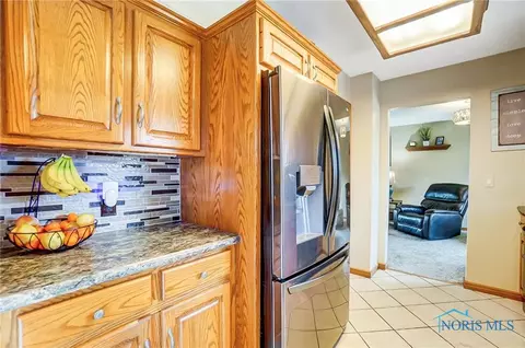 113 Guy St, Walbridge, OH 43465 photo 14