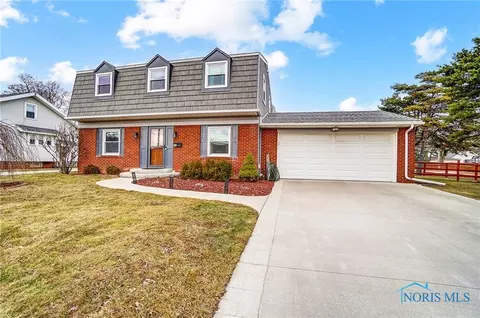 113 Guy St, Walbridge, OH 43465 photo 4