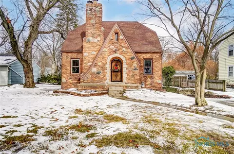 2432 Westbrook Dr, Toledo, OH 43613