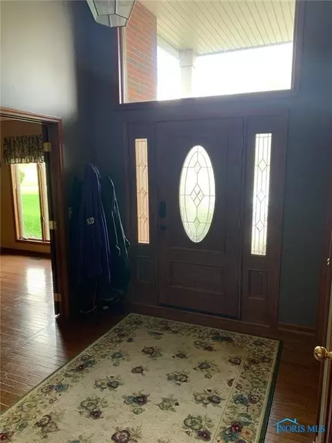 115 Pine Ln, Bryan, OH 43506 photo 2