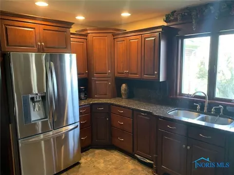 115 Pine Ln, Bryan, OH 43506 photo 9