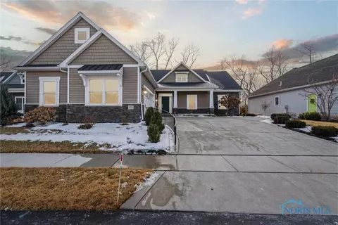 4526 Brakeman Ct, Maumee, OH 43537