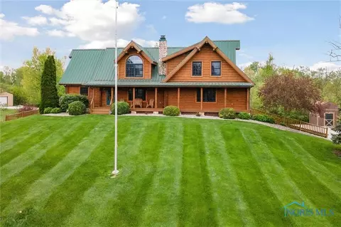 8780 Cedar Point Rd, Oregon, OH 43616 photo 3
