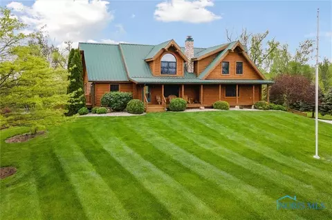 8780 Cedar Point Rd, Oregon, OH 43616 photo 2