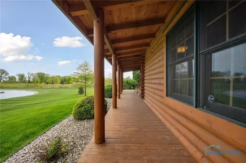8780 Cedar Point Rd, Oregon, OH 43616 photo 5