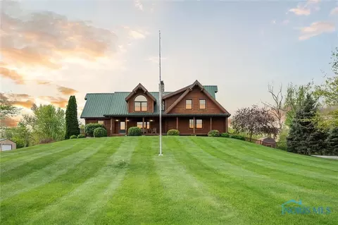 8780 Cedar Point Rd, Oregon, OH 43616