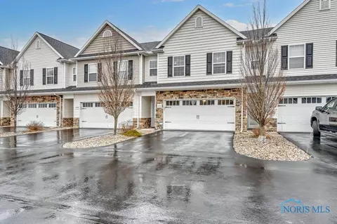 4761 Lakeside Dr, Maumee, OH 43537