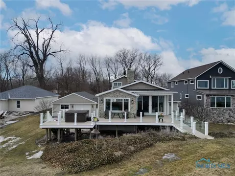 11101 Dyke Rd, Curtice, OH 43412