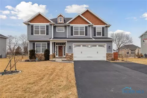 26197 Carronade Dr, Perrysburg, OH 43551