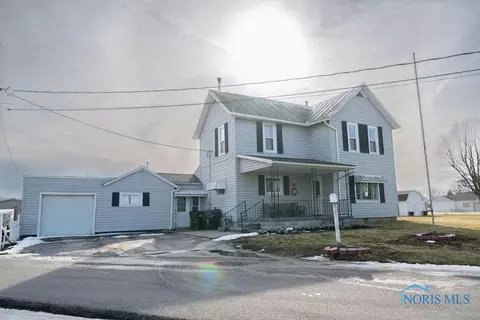 112 Columbus Ave, Carey, OH 43316