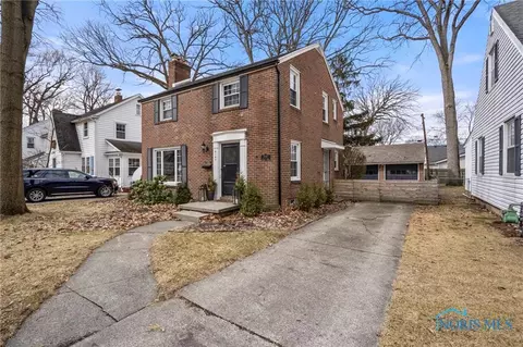 4140 Elmway Dr, Toledo, OH 43614