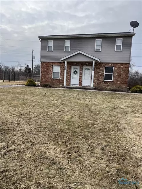 1341 Penney Ln, Millbury, OH 43447