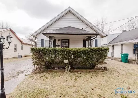 1023 Adams St, Findlay, OH 45840