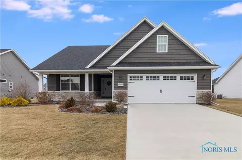 15436 Gray Birch Ct, Perrysburg, OH 43551