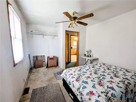 134 S Bell St, Bradner, OH 43406 photo 13