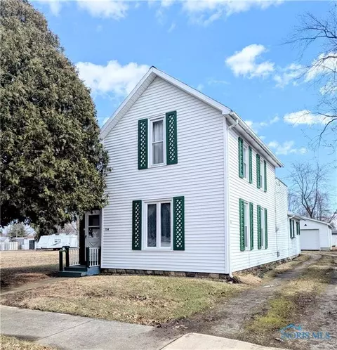 134 S Bell St, Bradner, OH 43406