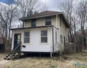 2009 Miles Ave, Toledo, OH 43606