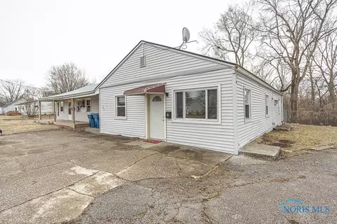 104 Ardsley, Walbridge, OH 43465