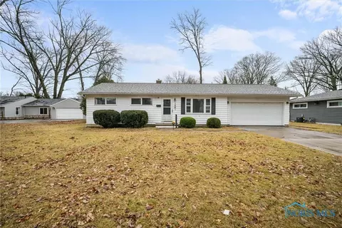 1541 Glenton Dr, Toledo, OH 43614