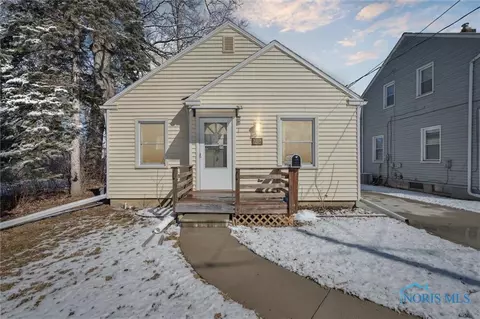 3118 Colby Dr, Toledo, OH 43614